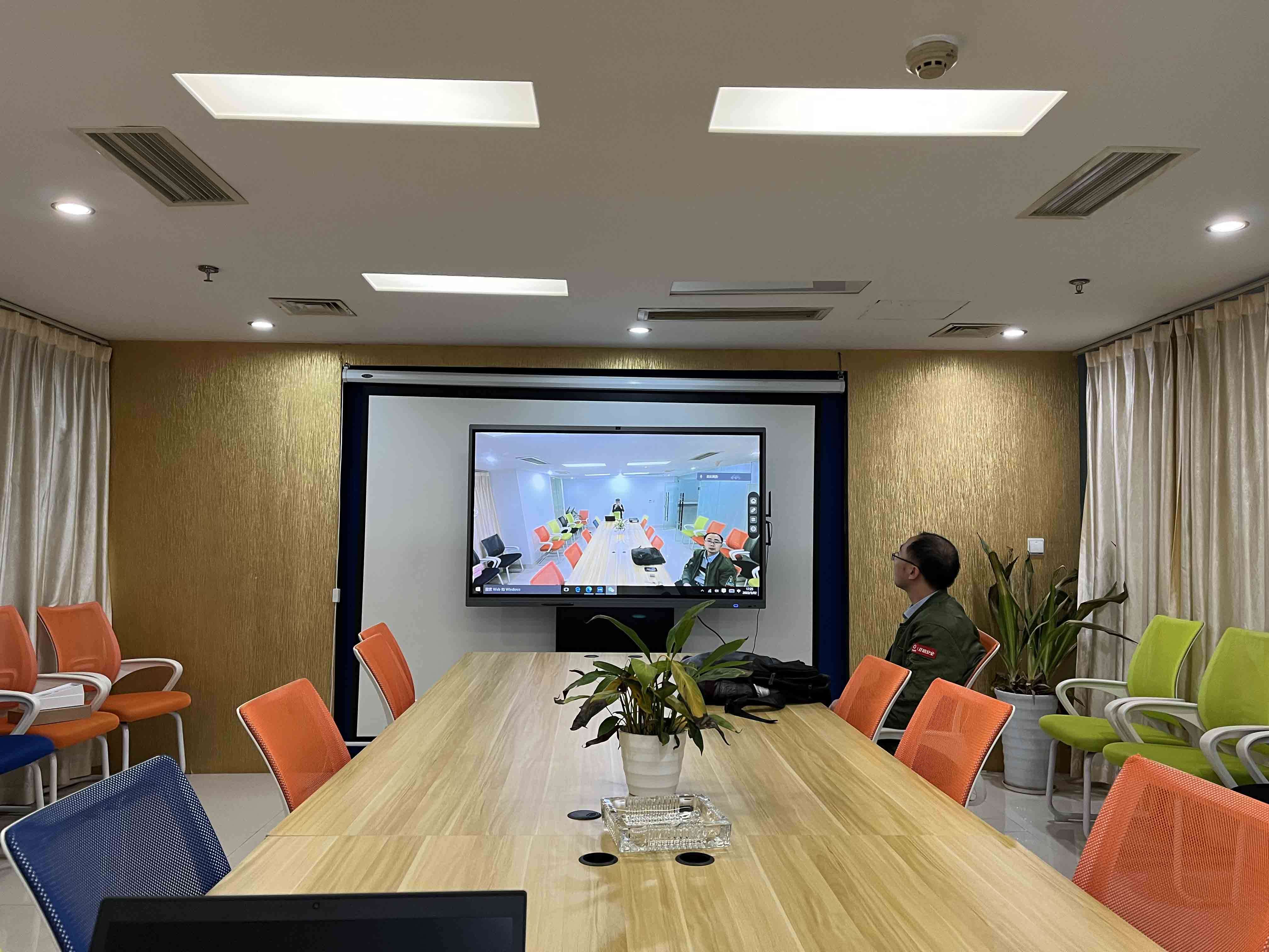 后疫情时代，MAXHUB午夜视频APP污下载实现混合办公