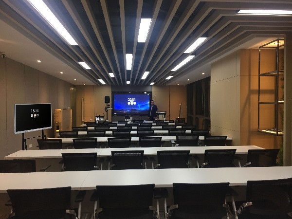 会简单 LED一体机，专业提供大场景展示解决方案